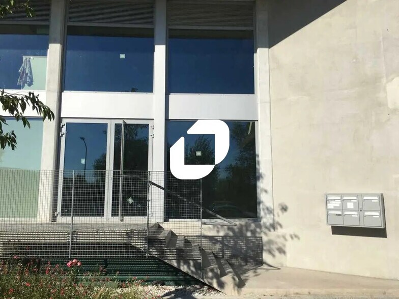 Bureau dans Bordeaux à louer - Photo de l’immeuble – Image 3 sur 5