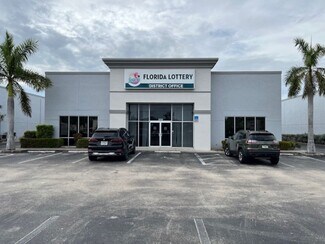Plus de détails pour 11760 Metro Pky, Fort Myers, FL - Local d'activités à louer