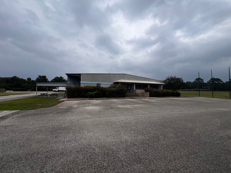 1600 South Hwy 95, Bastrop, TX à vendre - Photo de l’immeuble – Image 3 sur 60