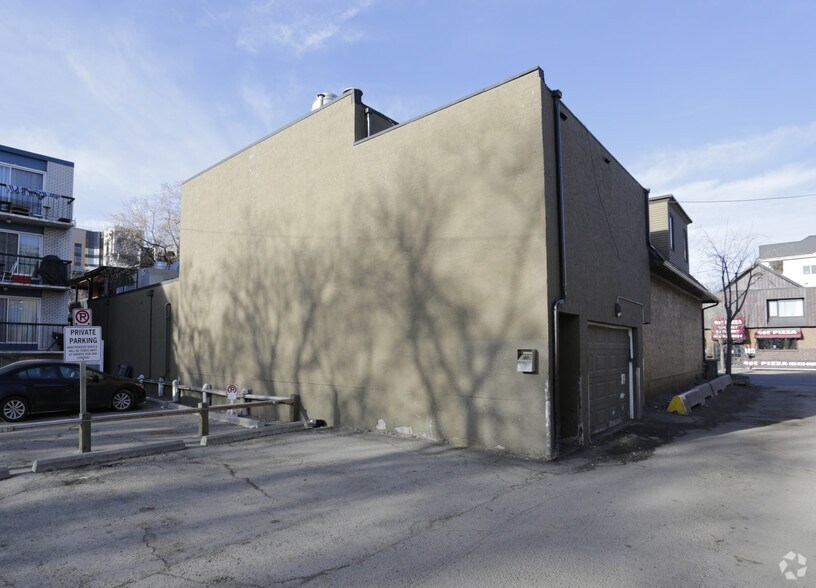 2116 4th St SW, Calgary, AB à louer - Photo de l’immeuble – Image 2 sur 4