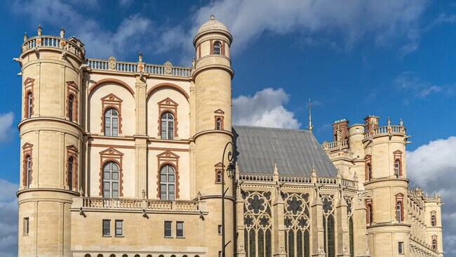 Plus de détails pour 12 Rue De La Salle, Saint-Germain-en-Laye - Bureau à louer