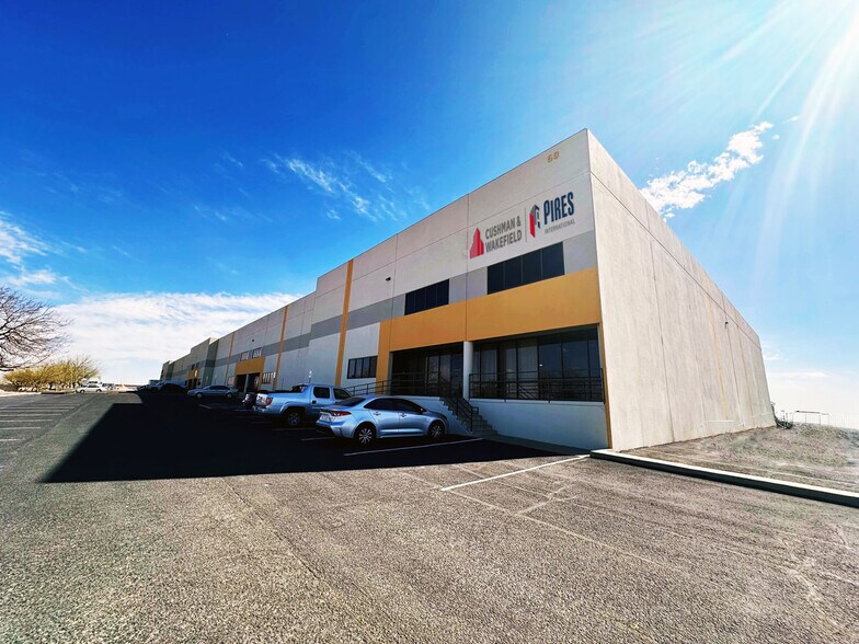 50 Walter Jones Blvd, El Paso, TX à louer - Photo de l’immeuble – Image 1 sur 15
