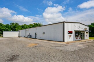 Plus de détails pour 1902 N 11th St, Muskogee, OK - Local d’activités à vendre