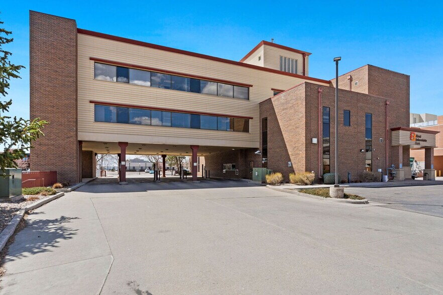 401 W 19th St, Cheyenne, WY à louer - Photo de l’immeuble – Image 2 sur 25