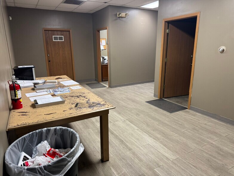 500 Shaw St, Des Moines, IA à vendre - Photo de l’immeuble – Image 2 sur 4