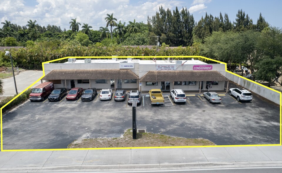 6125 Stirling Rd, Davie, FL à louer - Photo principale – Image 1 sur 6