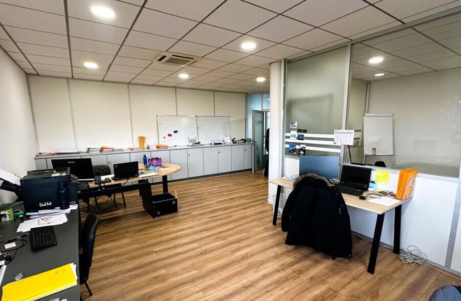 Bureau dans La Fouillouse à louer - Photo intérieure – Image 1 sur 8