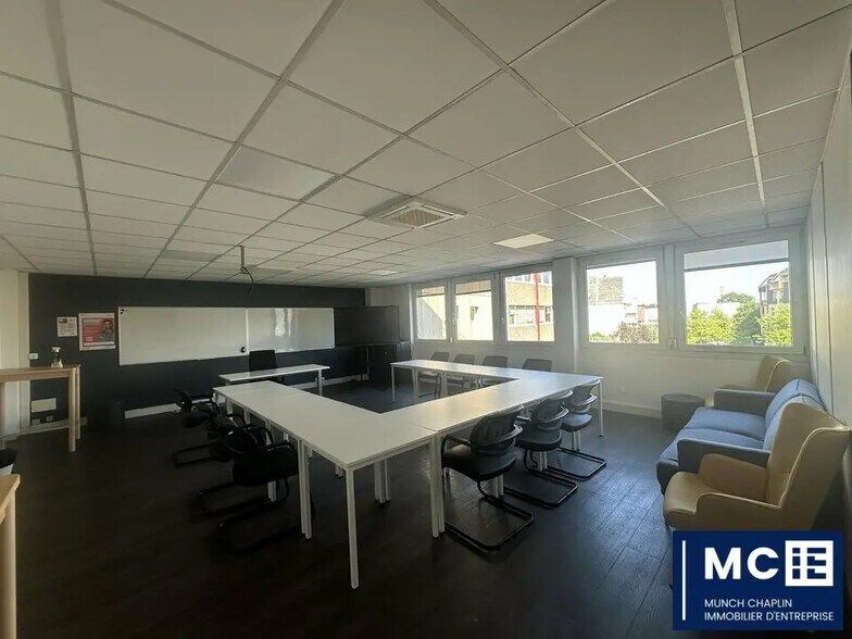 Bureau dans Strasbourg à vendre - Photo de l’immeuble – Image 1 sur 3