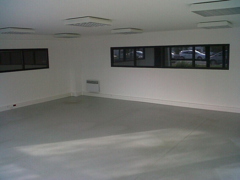 Local d’activités dans Alençon à louer - Photo intérieure – Image 3 sur 4