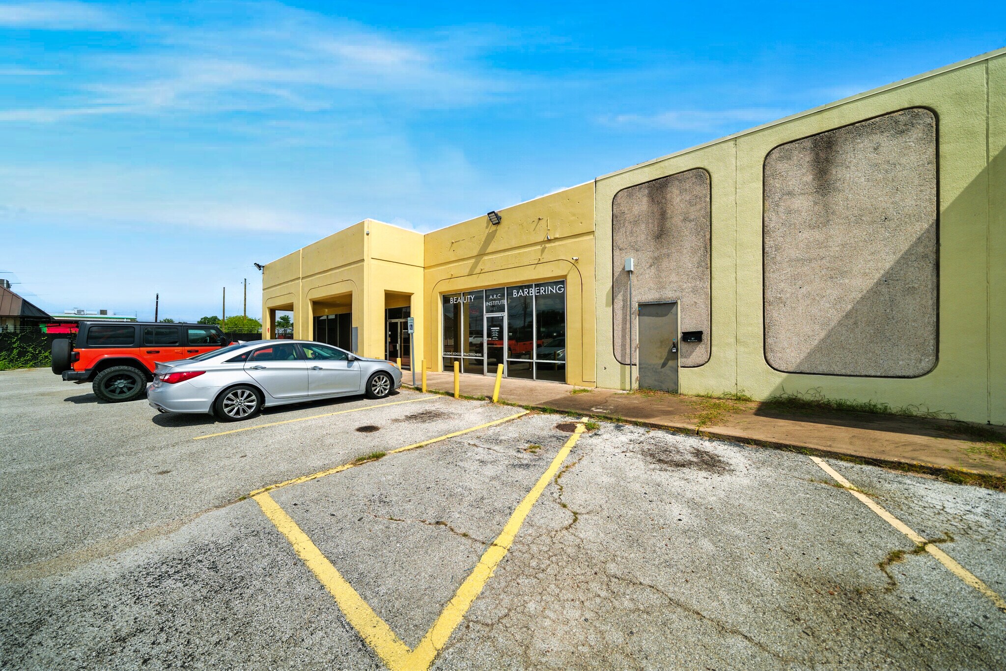 2123 Southmore Ave, Pasadena, TX à louer Photo de l’immeuble– Image 1 sur 13