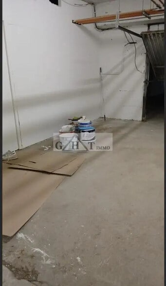 Industriel/Logistique dans Le Pecq à louer - Photo de l’immeuble – Image 2 sur 5