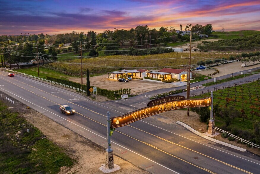 41309 Avenida Biona, Temecula, CA à vendre - Photo de l’immeuble – Image 3 sur 61