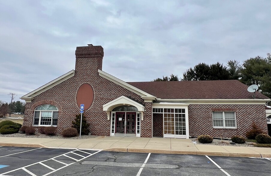 565 Baltimore Pike, Avondale, PA à louer - Photo de l’immeuble – Image 1 sur 22