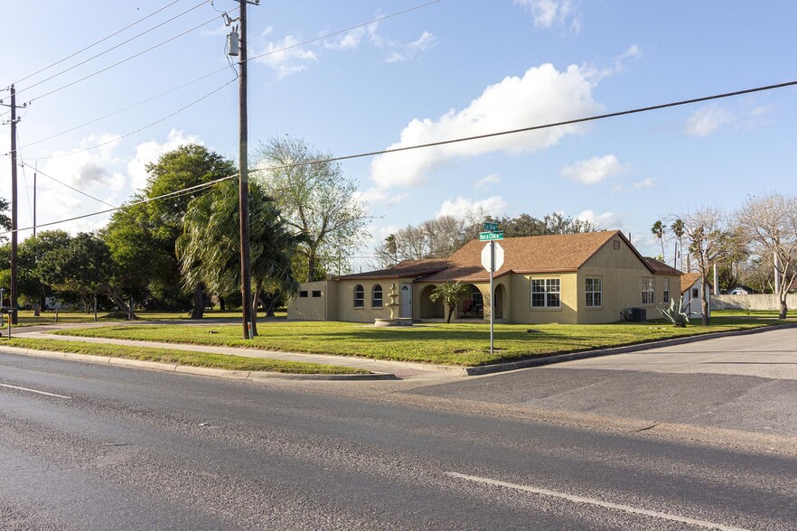 4853 Boca Chica Blvd, Brownsville, TX à vendre - Photo de l’immeuble – Image 2 sur 23