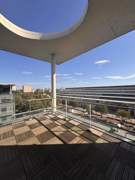 12 Avenue Tony Garnier, Lyon à louer - Photo intérieure – Image 2 sur 7