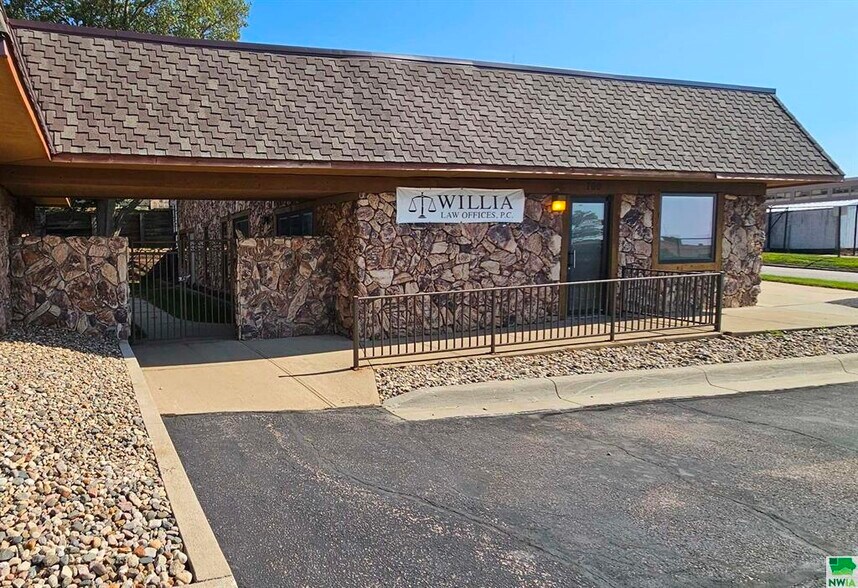 700-706 Jackson St, Sioux City, IA à vendre - Photo de l’immeuble – Image 3 sur 19