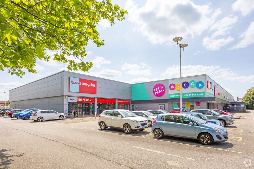 Queens Rd E, Beeston à vendre - Photo de l’immeuble – Image 1 sur 3