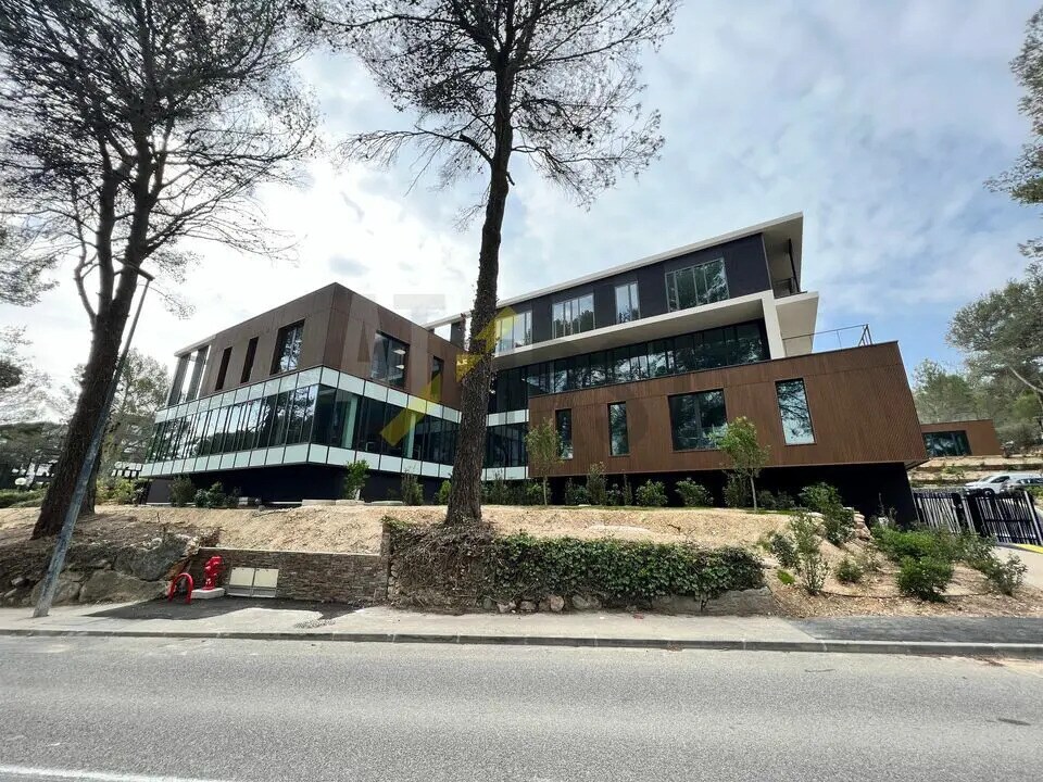 Bureau dans Valbonne à louer Photo de l’immeuble– Image 1 sur 7