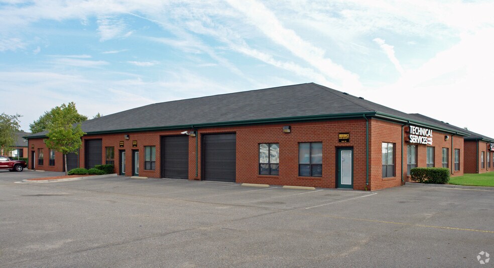 1509 Technology Dr, Chesapeake, VA à louer - Photo principale – Image 2 sur 3