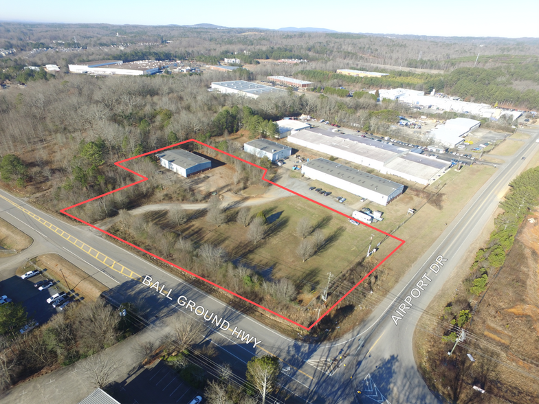 5311 Ball Ground Hwy, Ball Ground, GA à louer - Photo de l’immeuble – Image 1 sur 2