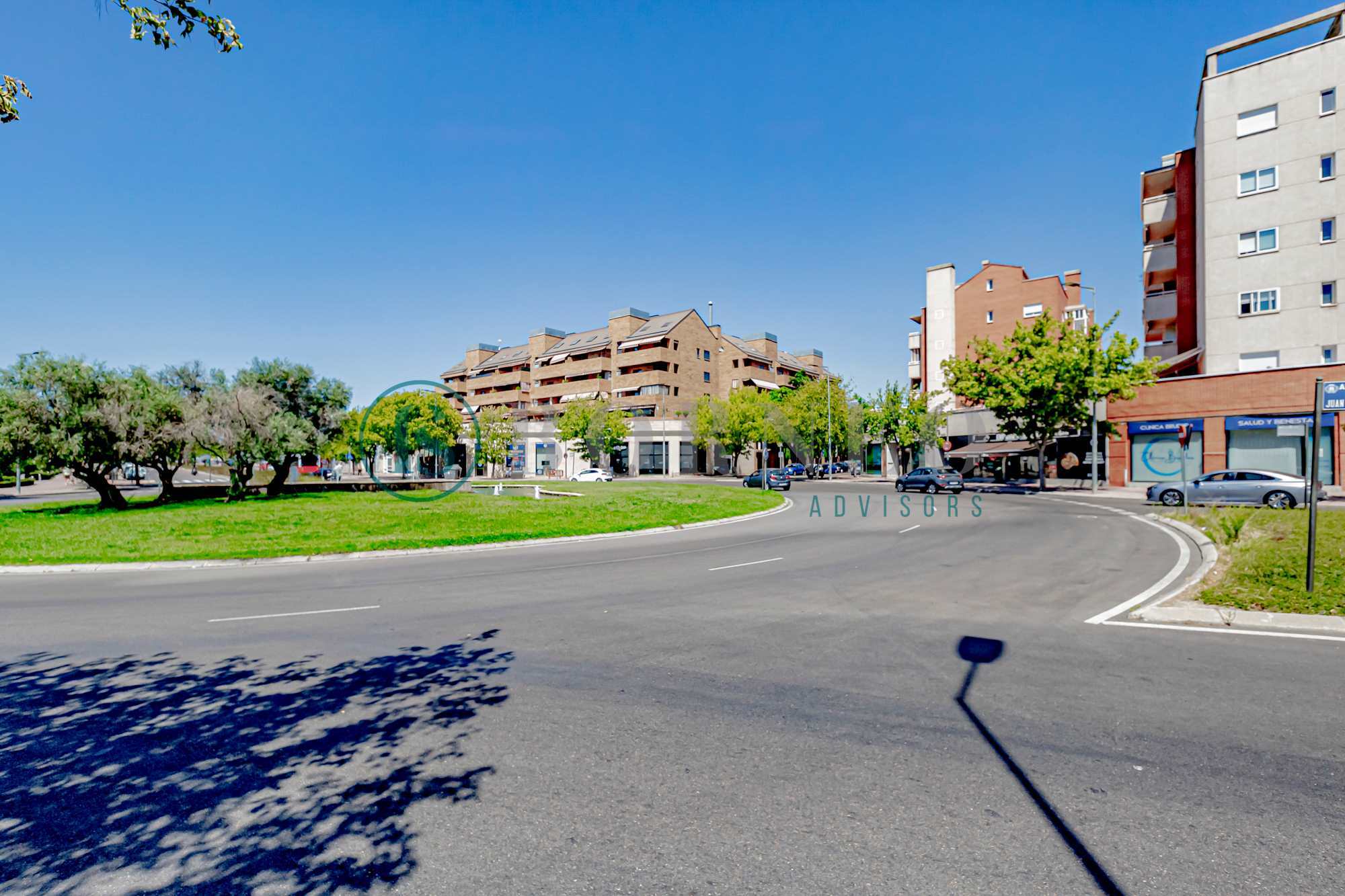 Local commercial dans Alcalá de Henares, Madrid à louer Photo principale– Image 1 sur 4