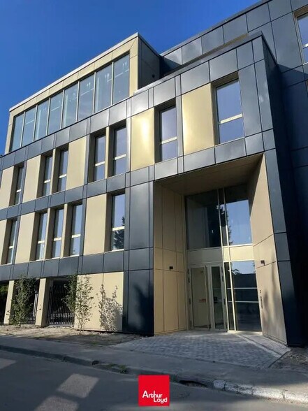 Bureau dans Marcq-en-Baroeul à louer - Photo de l’immeuble – Image 3 sur 15