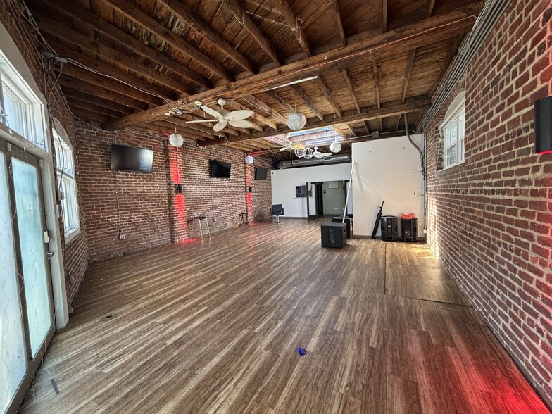 211 Walker St, Atlanta, GA à louer - Photo de l’immeuble – Image 2 sur 25