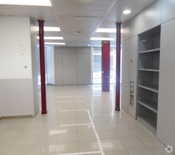 Immeuble residentiel dans Madrid, Madrid à vendre - Photo intérieure – Image 1 sur 1