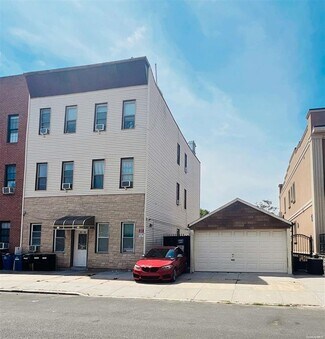 Plus de détails pour 23-58 38th Street, Long Island City, NY - Logement à vendre