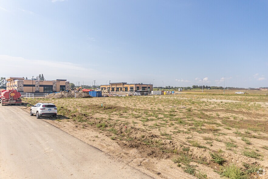 5 Ballpark Way, Spruce Grove, AB à louer - Photo de l’immeuble – Image 3 sur 3