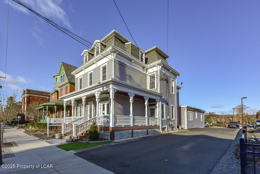 253 S Franklin St, Wilkes Barre, PA à vendre - Photo de l’immeuble – Image 2 sur 27