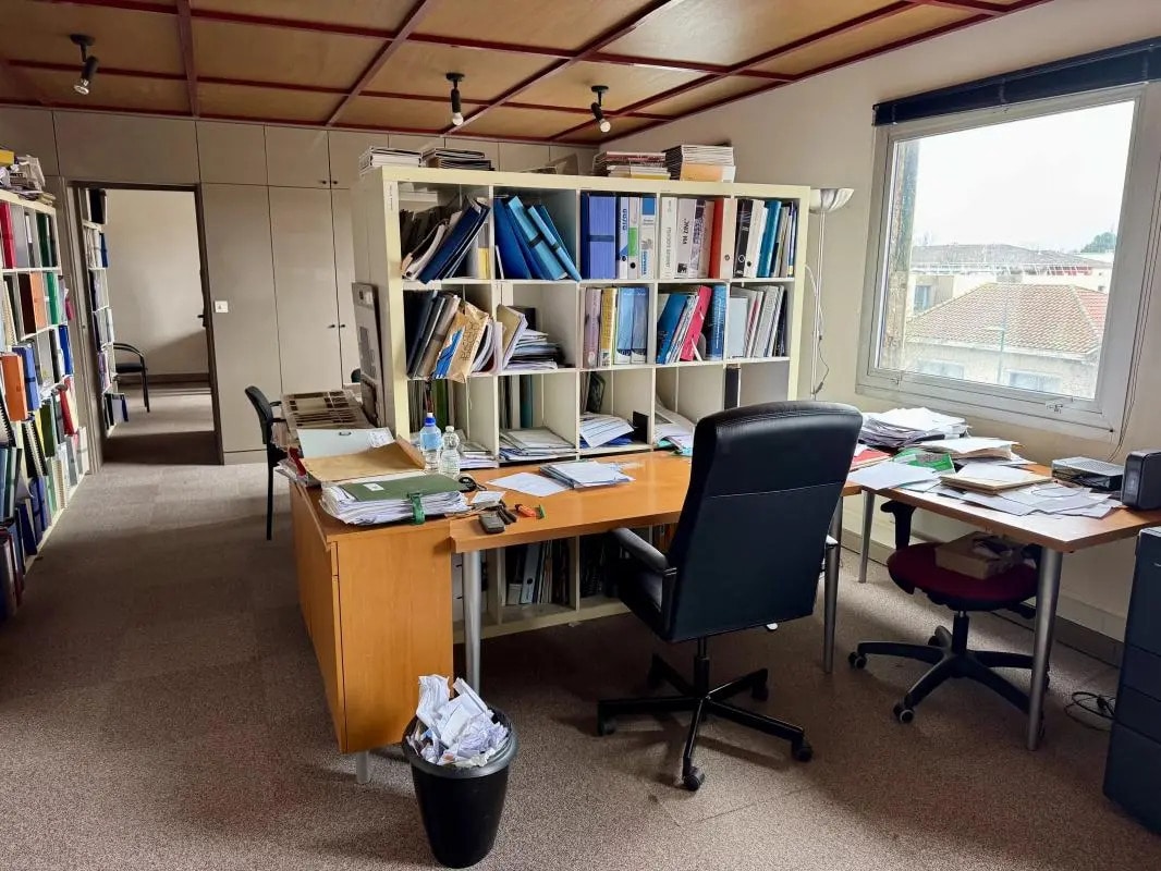 Bureau dans Saint-Médard-en-Jalles à louer Photo intérieure– Image 1 sur 5