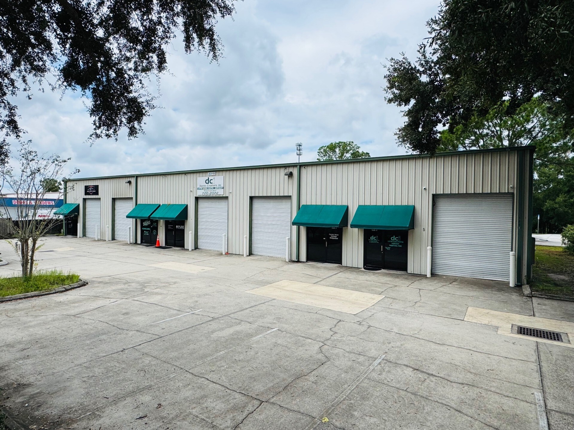 2210 Corporate Square Blvd, Jacksonville, FL à vendre Photo de l’immeuble– Image 1 sur 5