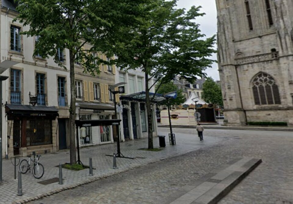Local commercial dans Quimper à vendre Photo de l’immeuble– Image 1 sur 2