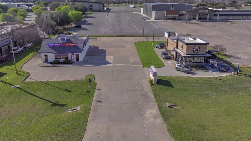 1001 E Highway 377, Granbury, TX à vendre - Photo principale – Image 1 sur 3