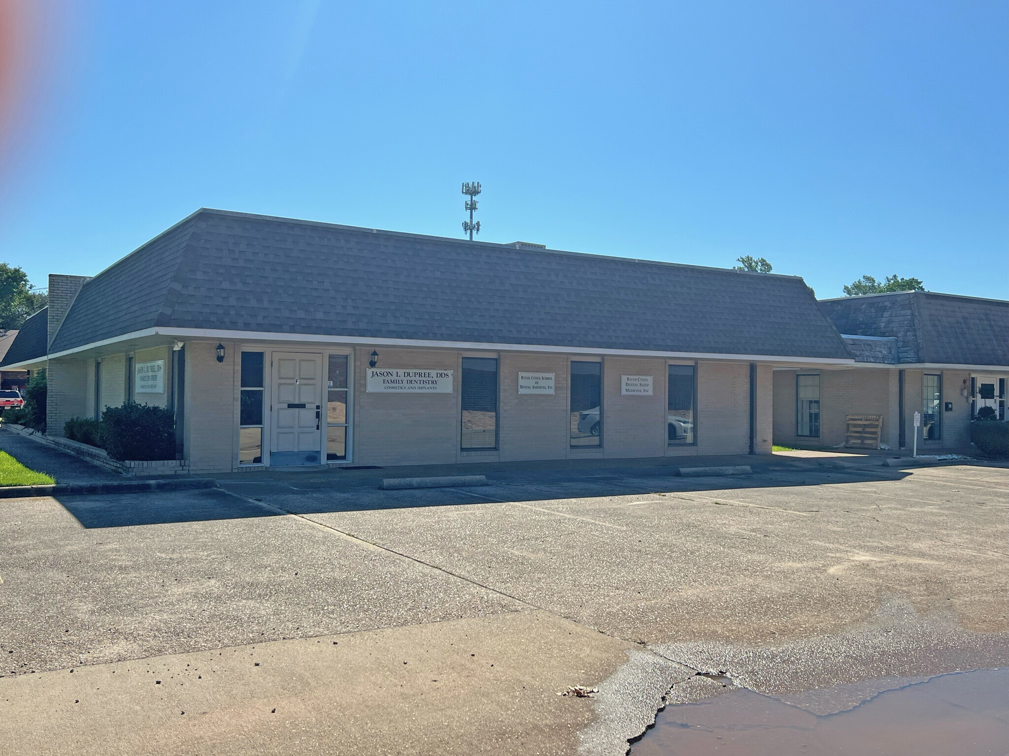 1945 E 70th St, Shreveport, LA à vendre Photo de l’immeuble– Image 1 sur 5