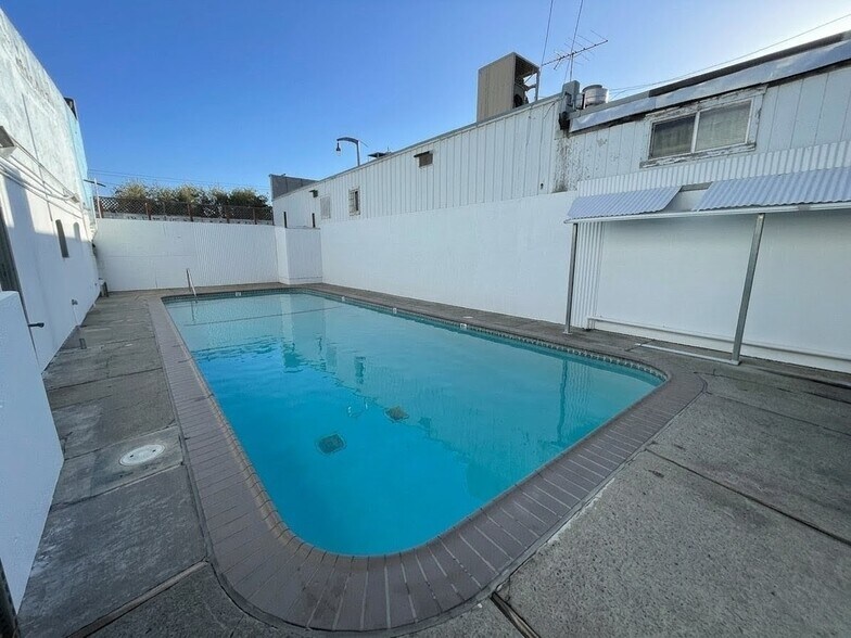 500 Brannan & 584 Fourth Street portefeuille de 2 biens à vendre sur LoopNet.fr - Photo de l’immeuble – Image 3 sur 10