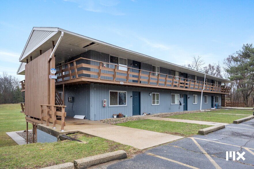 1525-1605 Bacon Ave, Portage, MI à vendre - Photo de l’immeuble – Image 2 sur 43