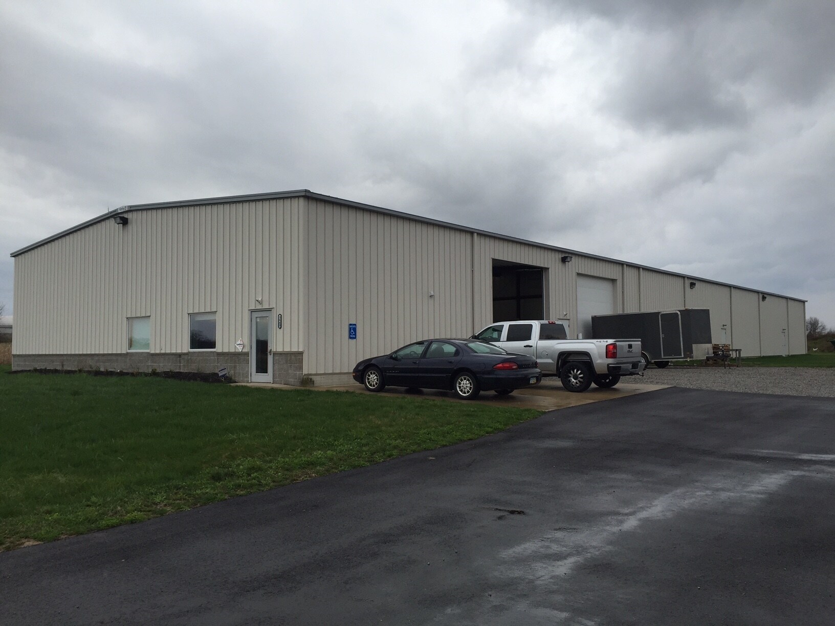 3643 Dill Rd, Centerburg, OH à vendre Photo de l’immeuble– Image 1 sur 12
