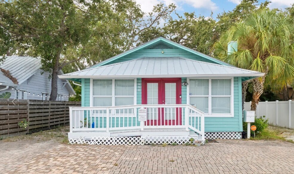 1950 Adams Ln, Sarasota, FL à vendre - Photo de l’immeuble – Image 1 sur 1