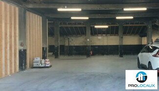 Plus de détails pour Local d'activités à louer