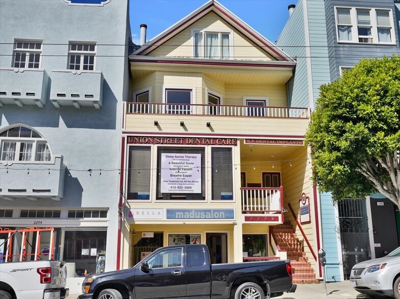 2250 Union St, San Francisco, CA à vendre - Photo principale – Image 3 sur 64
