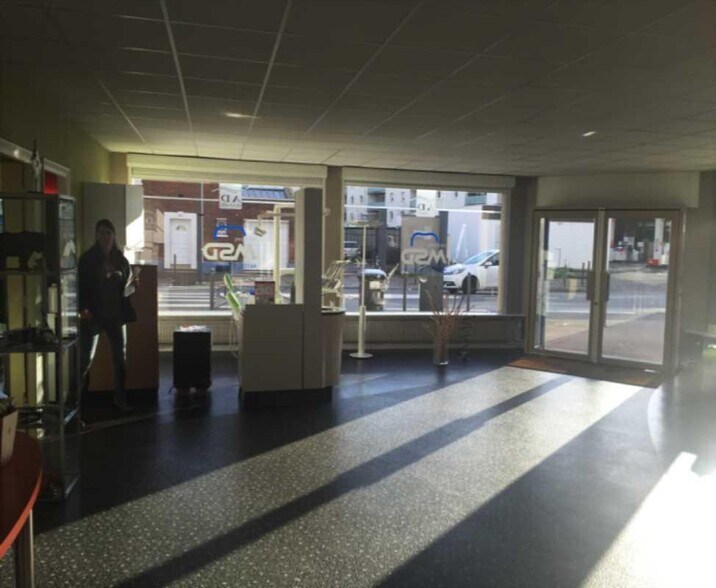 Bureau dans Lille à louer - Photo de l’immeuble – Image 3 sur 4