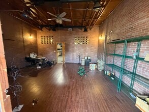 6062 Lake Murray Blvd, La Mesa, CA à louer Photo intérieure– Image 2 sur 7