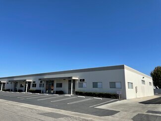 Plus de détails pour 2043-2063 S Lyon St, Santa Ana, CA - Industriel/Logistique à louer