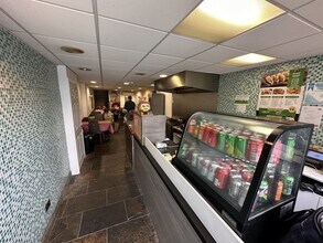 16 Market Pl, Doncaster à louer Photo intérieure– Image 1 sur 2