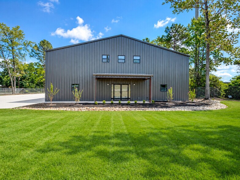 8382 Miller Rd, Magnolia, TX à vendre - Photo de l’immeuble – Image 3 sur 29