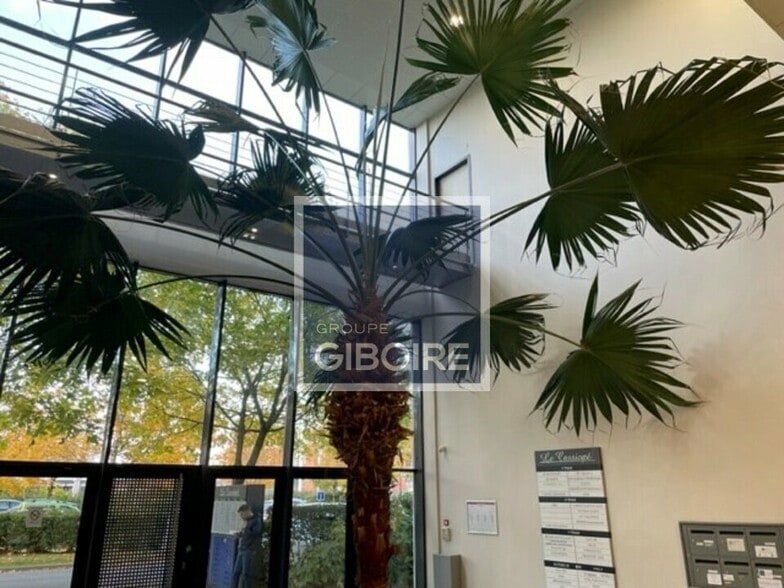 Services hôteliers dans Rennes à vendre - Hall d’entrée – Image 2 sur 11