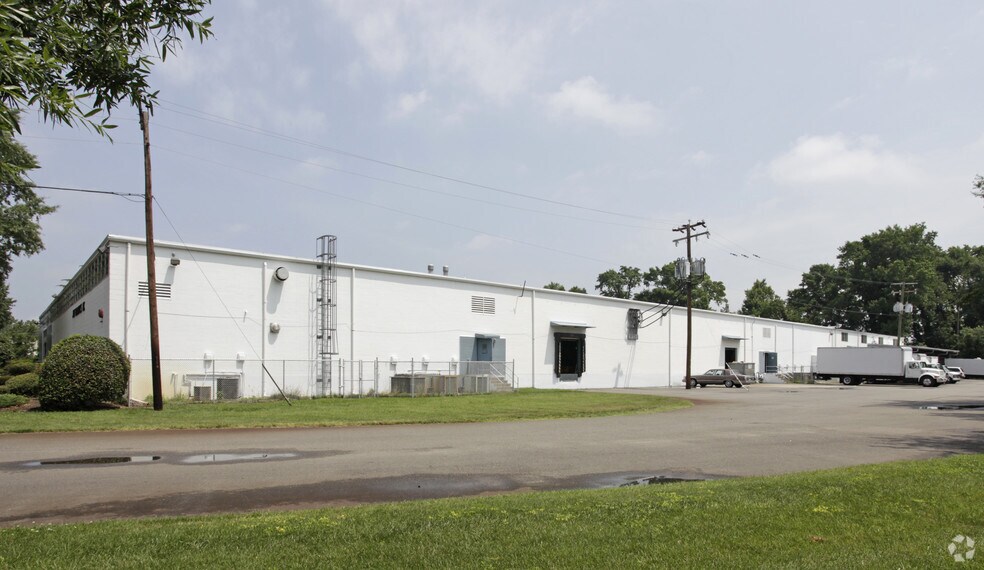 5200 City Line Rd, Hampton, VA à louer - Photo de l’immeuble – Image 3 sur 7