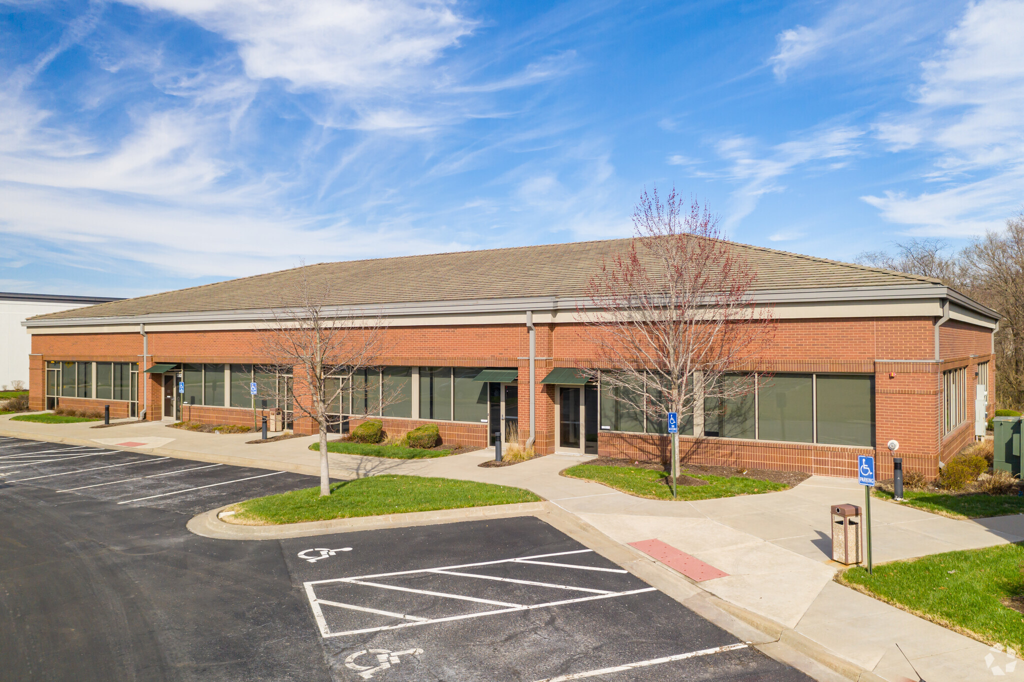 13621 S Mur Len Rd, Olathe, KS à vendre Photo principale– Image 1 sur 6